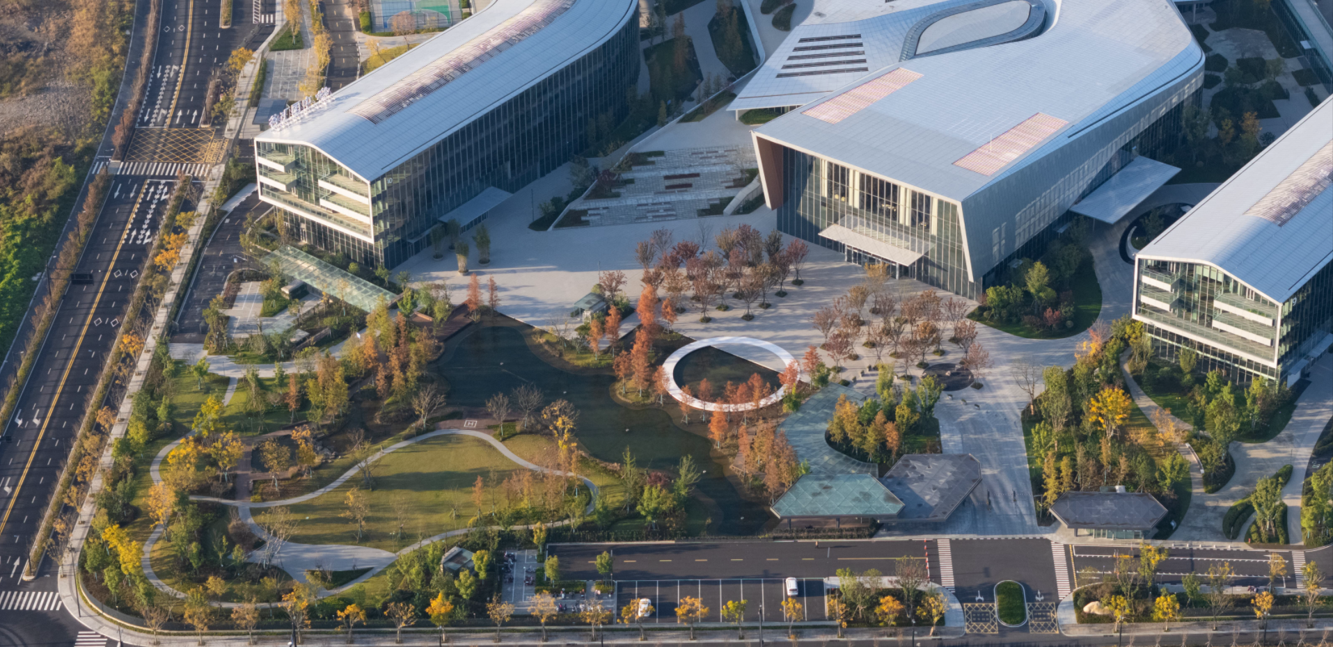 具有人文意蕴和场所温度的科研中心——<br>阿里巴巴南湖园区<br>国际竞赛中标实施方案